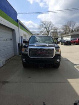 2017 GMC Sierra 2500HD Crew Cab Denali