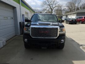 2017 GMC Sierra 2500HD Crew Cab Denali