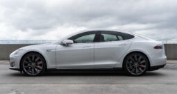 2015 Tesla Model S P90DL